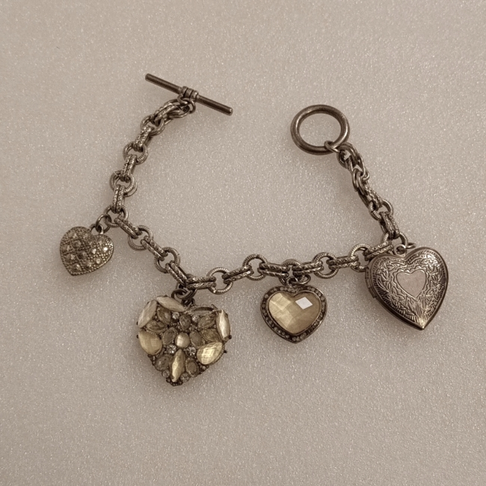 Estate Piece**Locket Hearts Bracelet